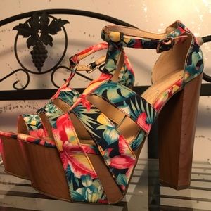 Beautiful summer platform heels
